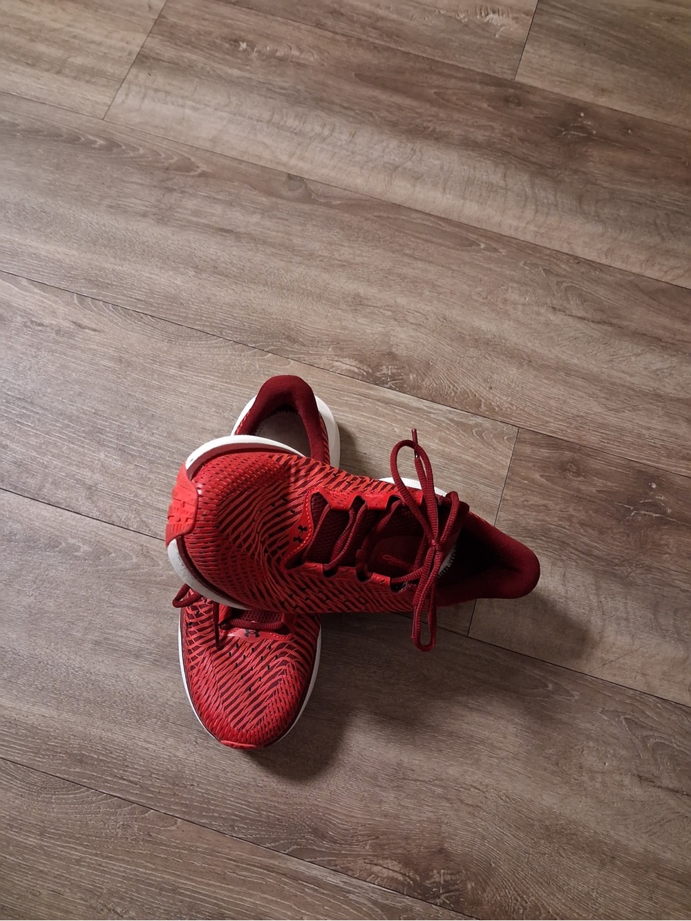 Under Armour Infinite Pros